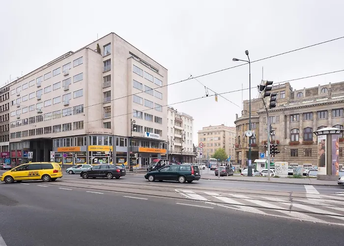 Merkur Apartments